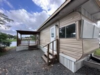 Building Photo - 1/1 Mobile Home - Rent to own - Zephyrhills, FL