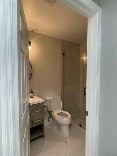 Building Photo - 6235 Vista Del Mar