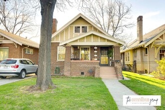 Building Photo - Downing