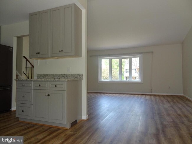 Building Photo - 1627 Severn Run Ct