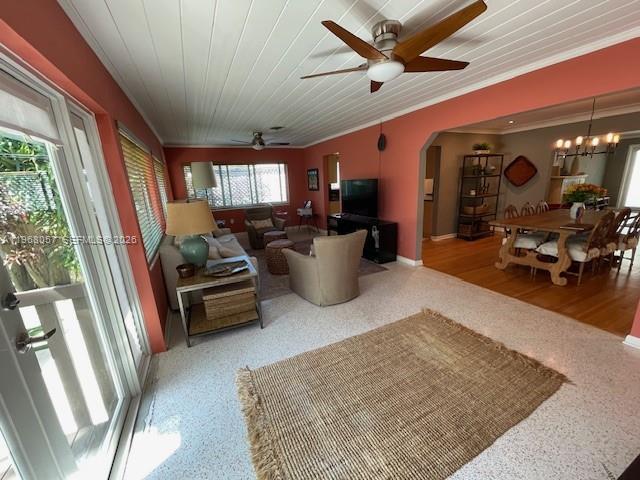 Building Photo - 750 NE 72nd Terrace