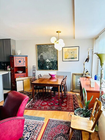 Dining Area - 1545 18th St NW