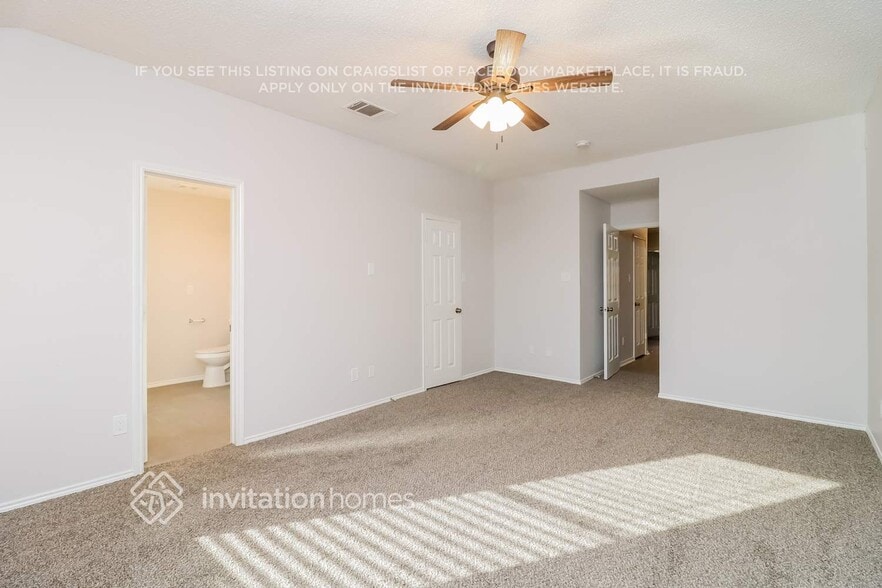 Building Photo - 632 Creekview Dr