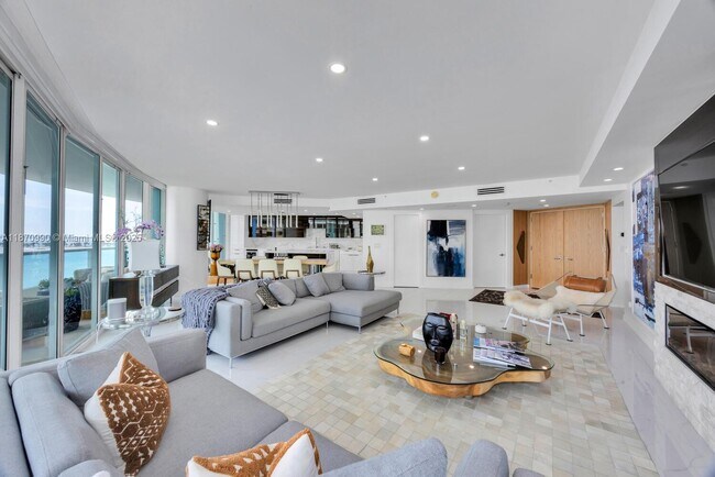 Primary Photo - 2127 Brickell Ave