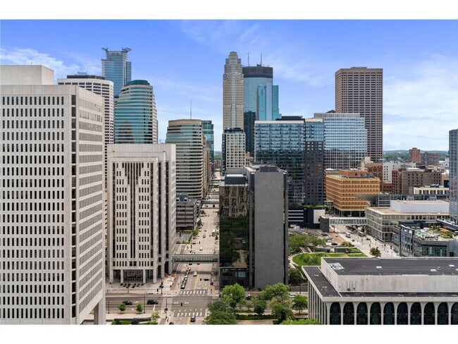 Building Photo - 19 S 1st St