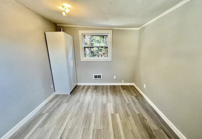 Main Floor Bedroom #2 - 5426 N Oberlin St
