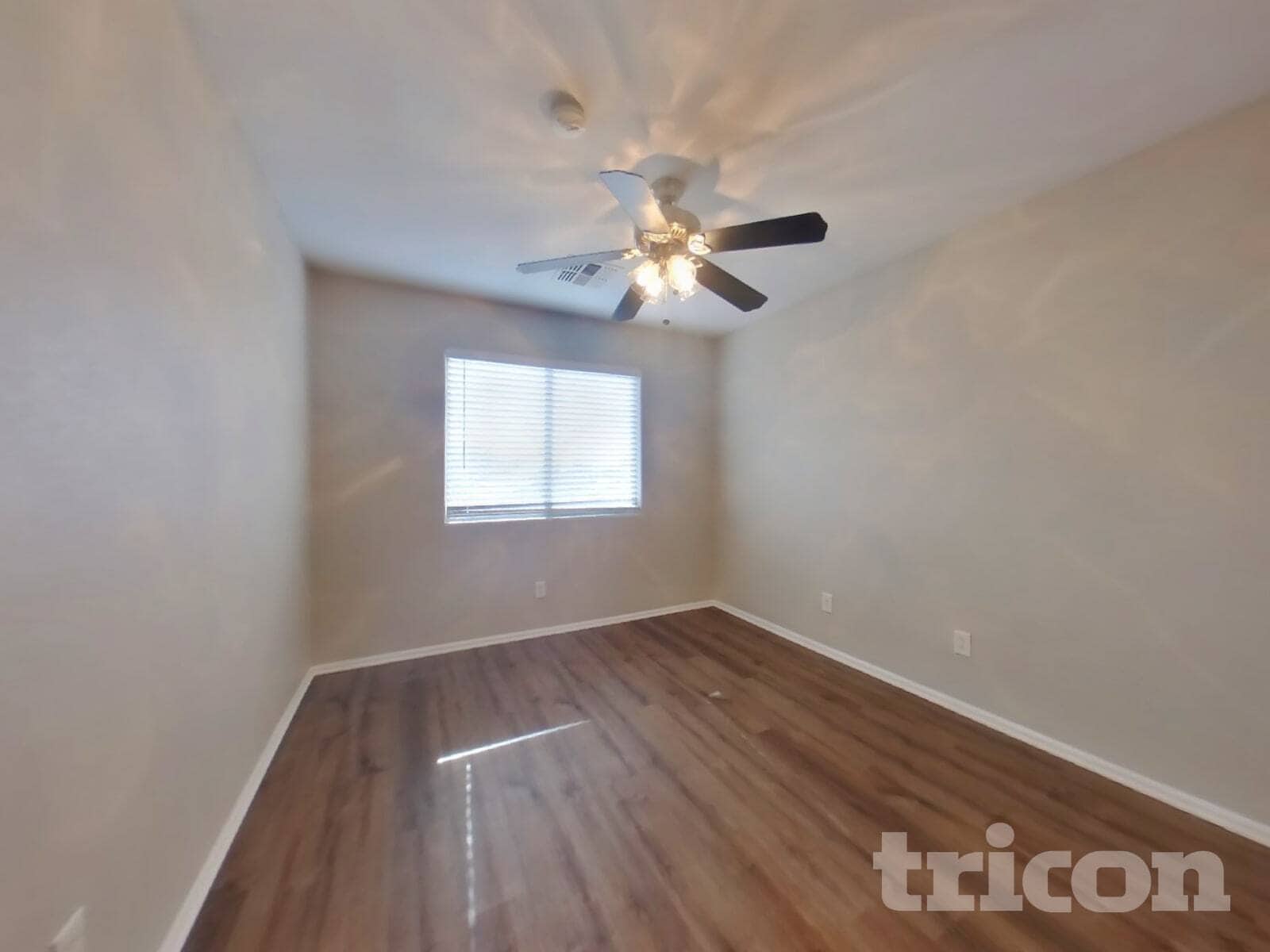 Building Photo - 21650 Dietz Dr