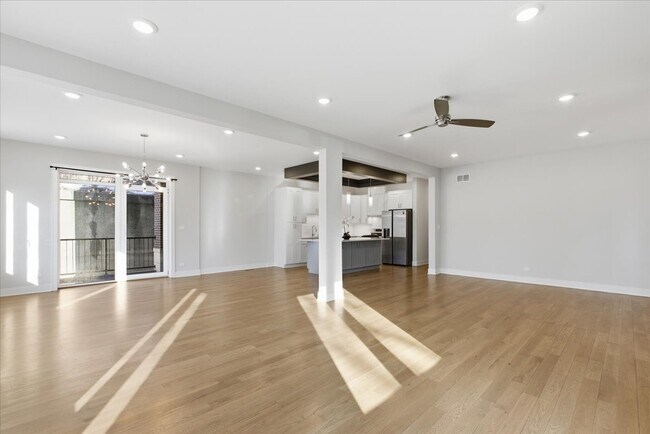 Building Photo - 4101 S Drexel Blvd