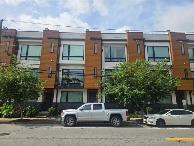 Building Photo - 1307 Glenwood Ave SE