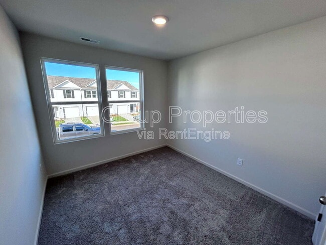 Building Photo - 1910 Tranquility Cir