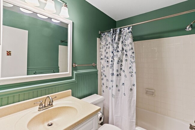 Building Photo - Columbia, MD