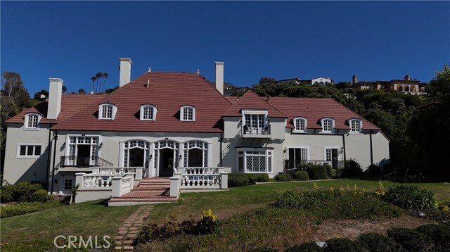 Building Photo - 605 Paseo Del Mar