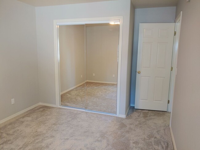 Building Photo - Executive Four Bedroom Home in Post Falls