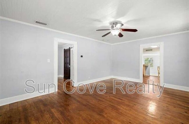 Building Photo - 1803 Douglas Ave