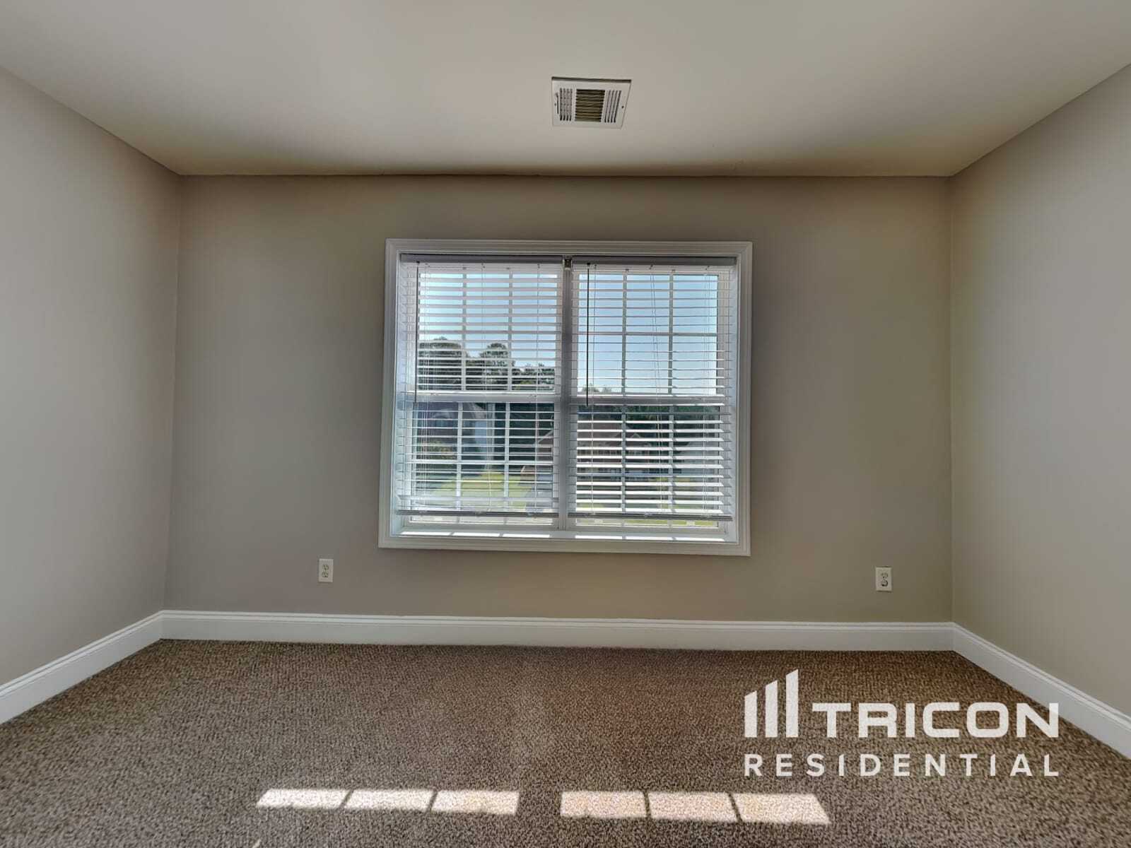 Building Photo - 4556 Bellemeade Dr