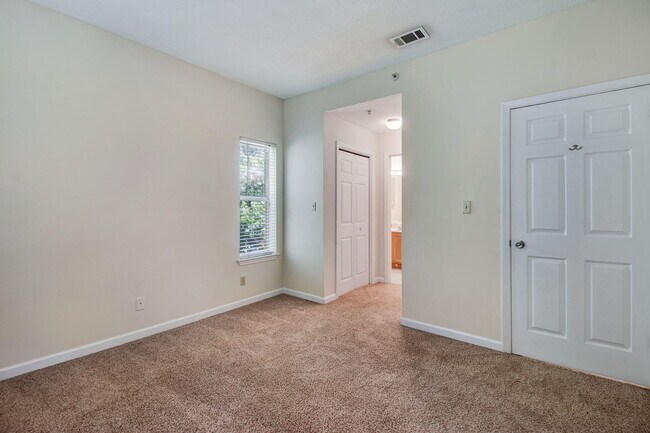 Building Photo - 200 Sandestin Ln