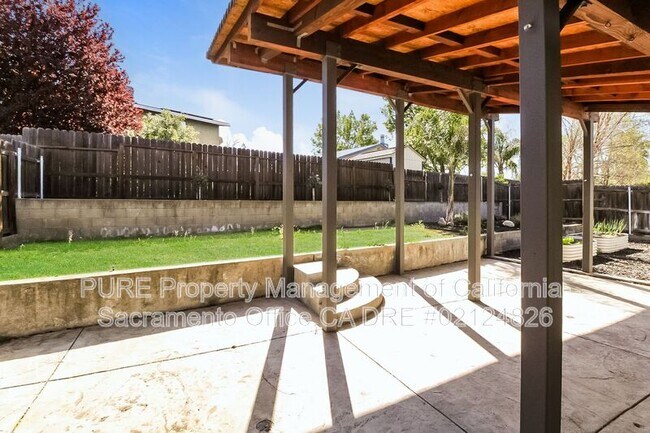 Building Photo - 5713 Mesa Verde Cir