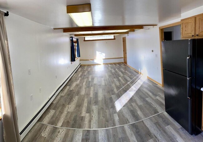 Building Photo - 620 Washakie St