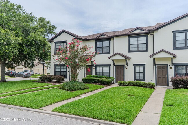 Building Photo - 422 Cabernet Pl