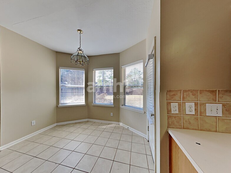 Building Photo - 20263 Eden Pines