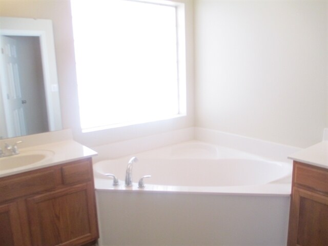Building Photo - 9177 Prosperity Lake Dr