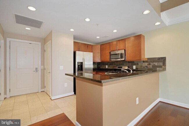 Building Photo - 8191 Strawberry Ln