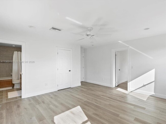 Building Photo - 8 SW 11th St