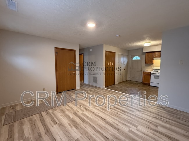 Building Photo - 1908 N Apperson Way