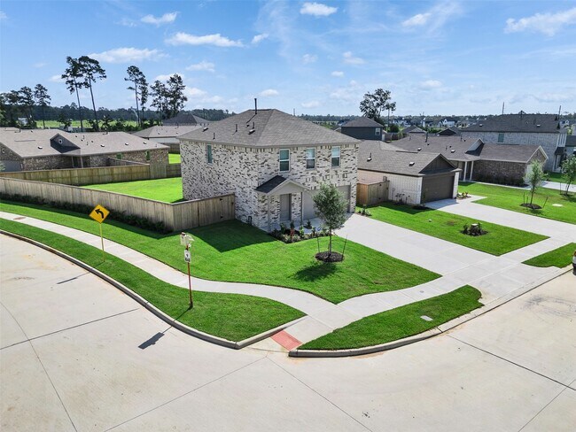 Building Photo - 921 Capracotta Dr