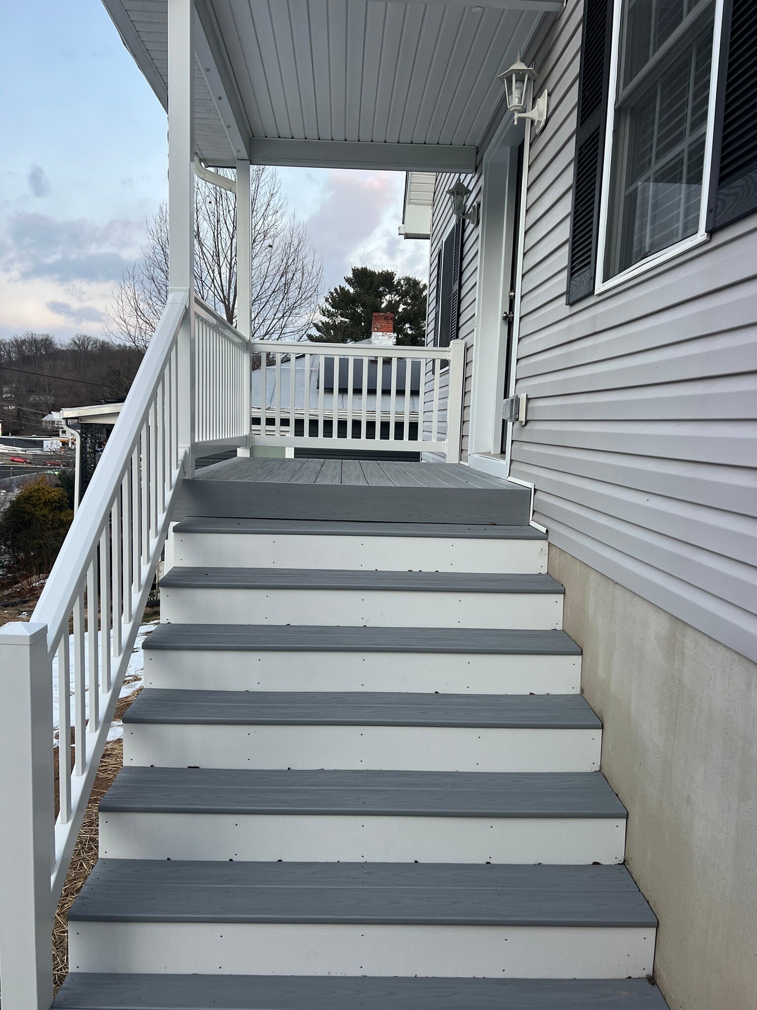 Building Photo - 635 D St