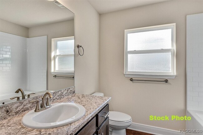 Building Photo - 1155 S Brookfield Dr