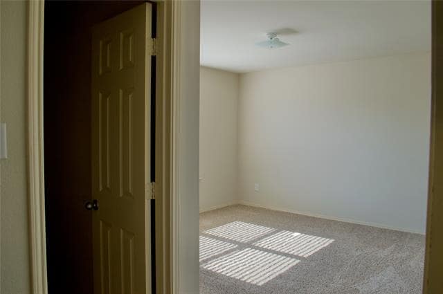 Building Photo - 3804 Oceanview Dr