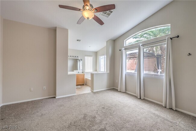 Building Photo - 8136 Shady Glen Ave