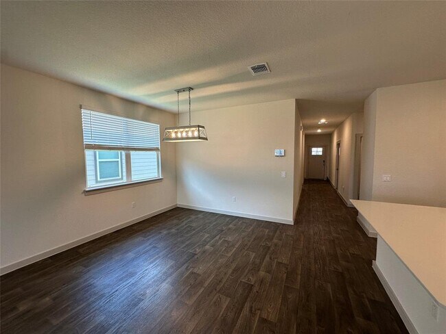Building Photo - 103 Krause Spgs Dr