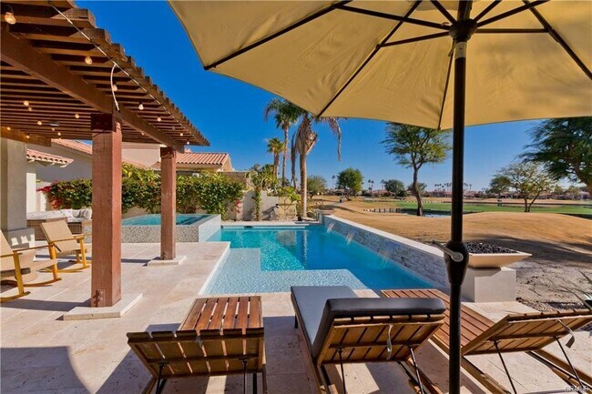 Building Photo - 54015 Southern Hill