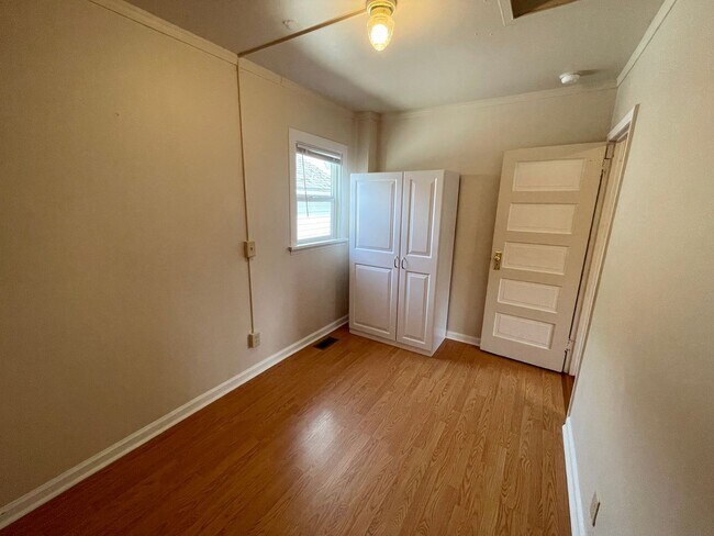 Building Photo - Cozy Kenton Home with Fenced Yard, Shed