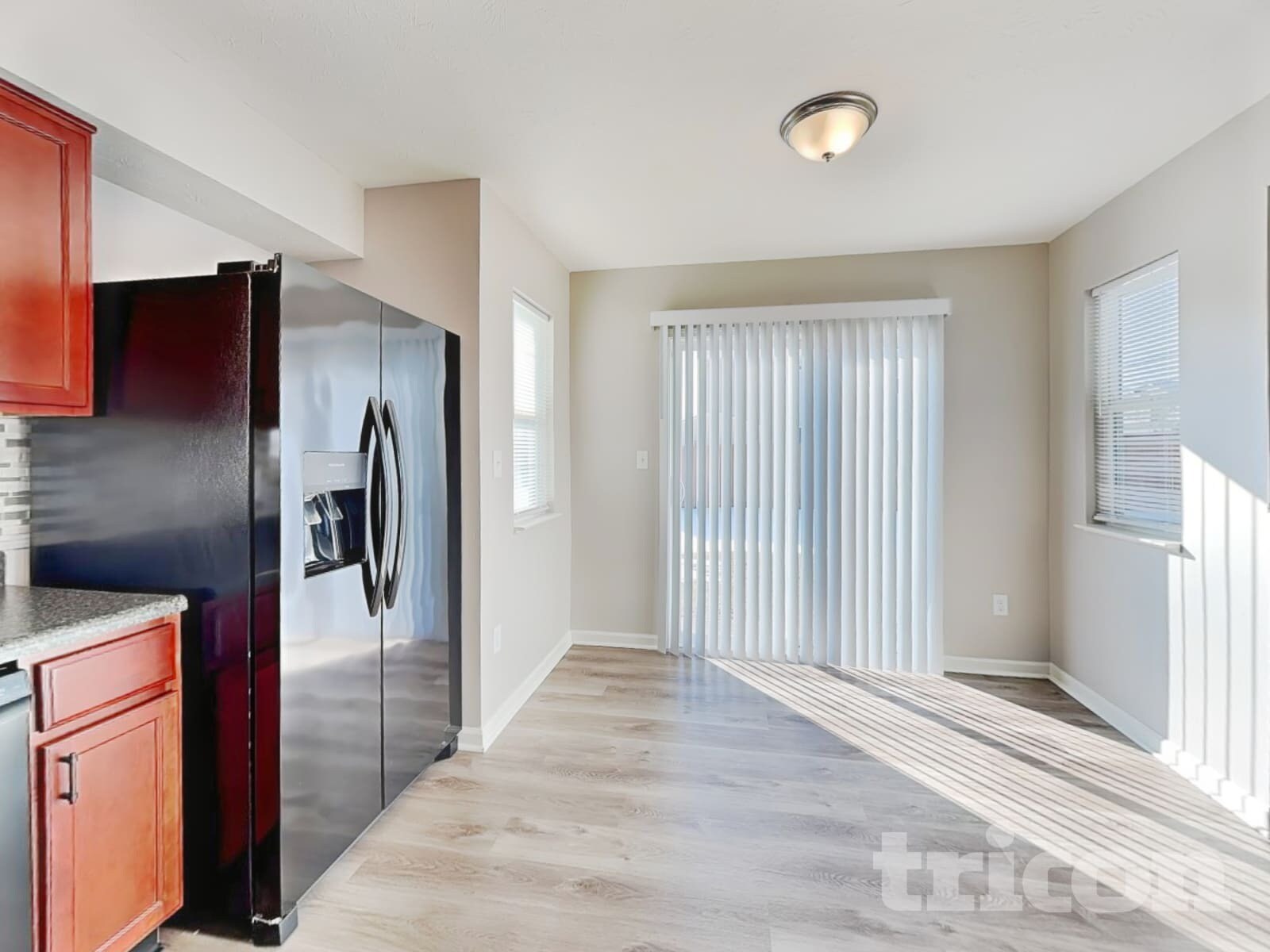 Building Photo - 561 Grassy Bend Dr