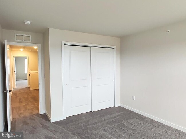 Building Photo - 3 Wafer Aly