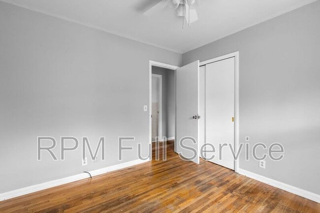 Building Photo - 465 Clearwater Dr