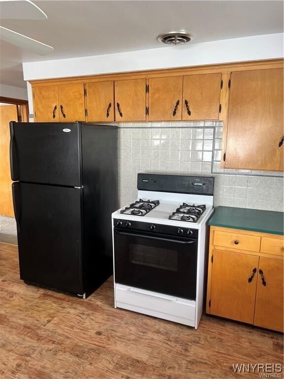 Building Photo - 49 Youngs Rd