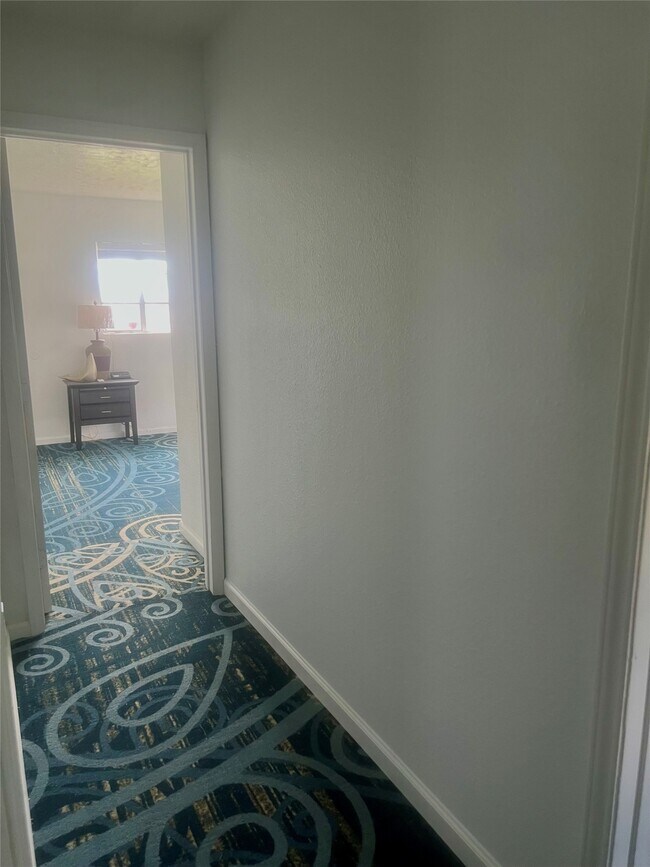 Building Photo - 6004 Avenue T