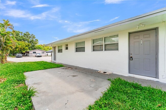 Building Photo - 2856 NW 14th St