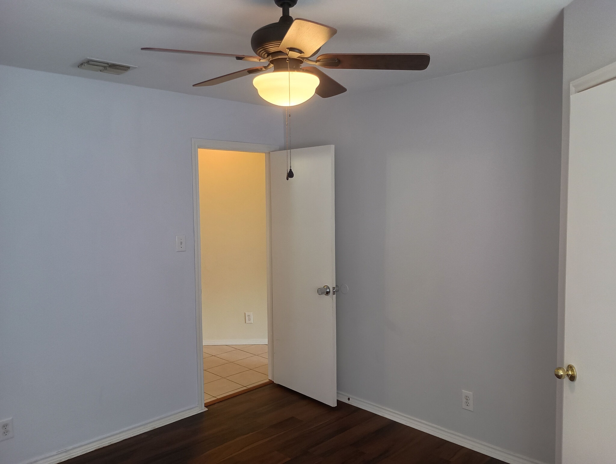 Building Photo - Room in Single Family Home on Ceremony Cove