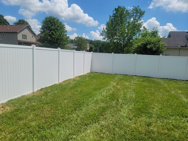 Building Photo - 2407 Soaring Heights Ct