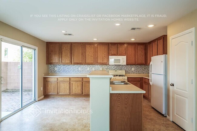 Building Photo - 25 W Focal Point Ave