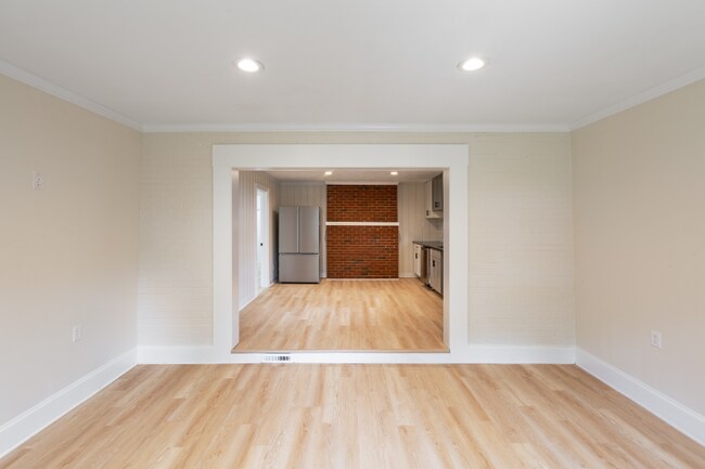 Building Photo - 11439 Scotland Ln