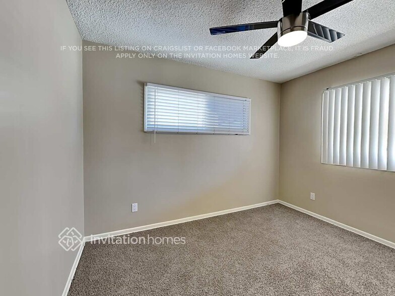 Building Photo - 14251 Minnehaha St