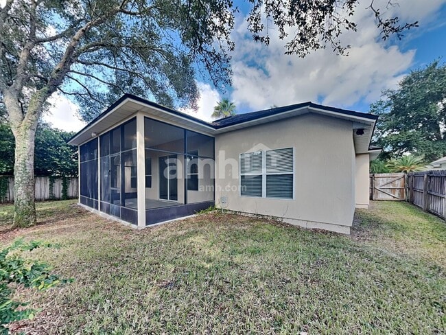 Building Photo - 633 Battlegate Ln