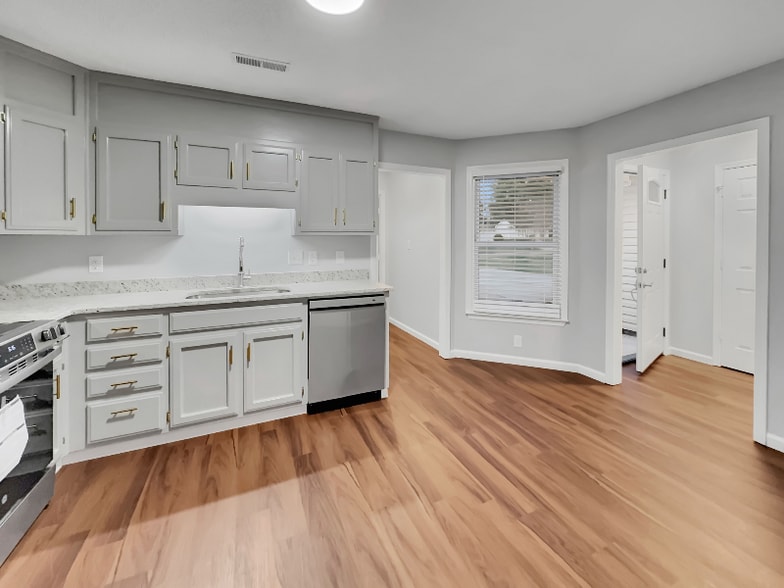 Building Photo - 107 Patra Dr