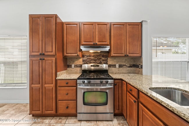 Building Photo - 2918 Pebble Creek St